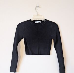 Zara Cropped Black Knit Sweater Size Small